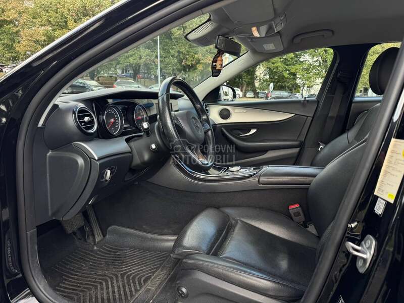 Mercedes Benz E 200 