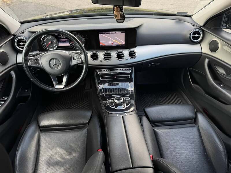 Mercedes Benz E 200 