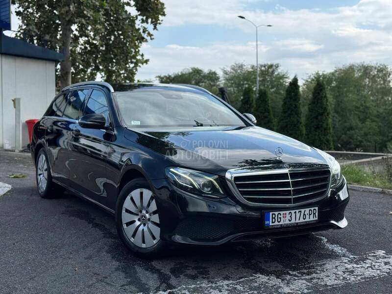 Mercedes Benz E 200 