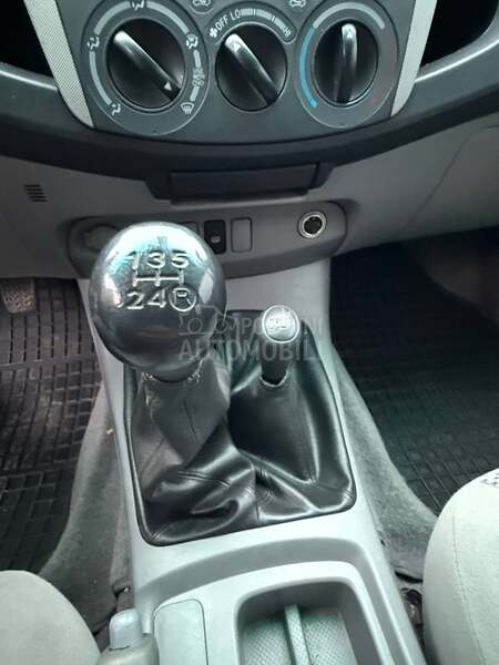 Toyota Hilux 