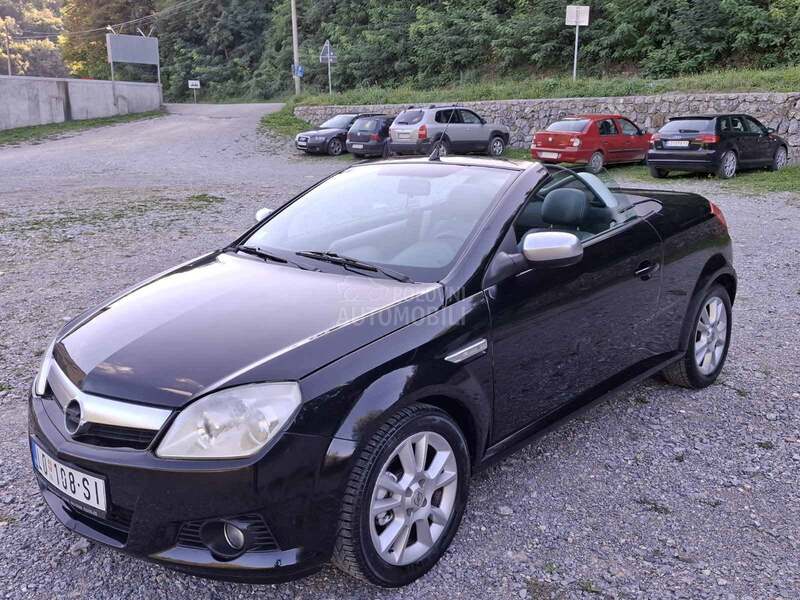 Opel Tigra 1.8//kAbRiO