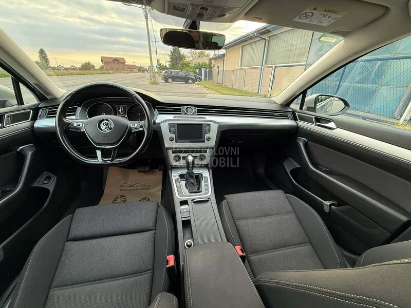 Volkswagen Passat B8 1.6tdi/LED/PANO/DSG