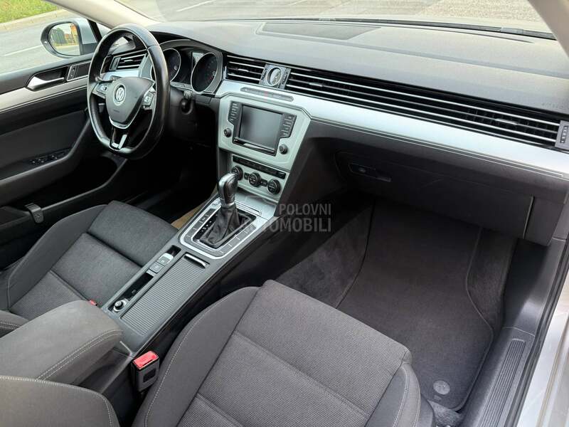 Volkswagen Passat B8 1.6tdi/LED/PANO/DSG