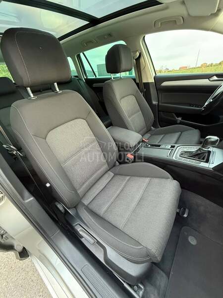 Volkswagen Passat B8 1.6tdi/LED/PANO/DSG