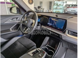 BMW X1 18 M-Sport Pano slika 8