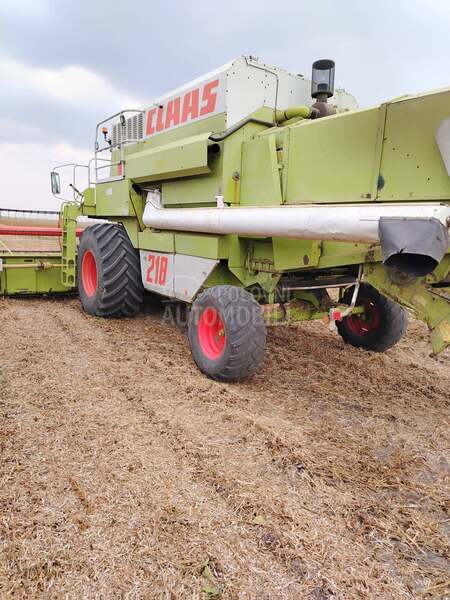 Claas mega 218