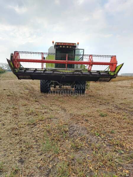 Claas mega 218