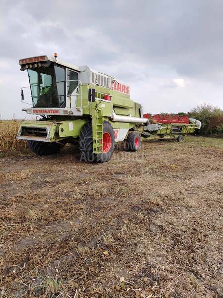 Claas mega 218