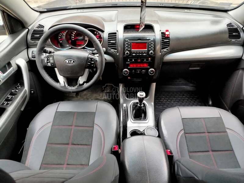 Kia Sorento DIZ4X4REG07.26VLAS