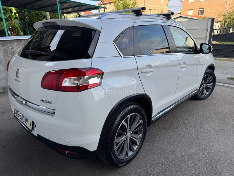 Peugeot 4008 1.8HDI 4x4 ALLURE CH