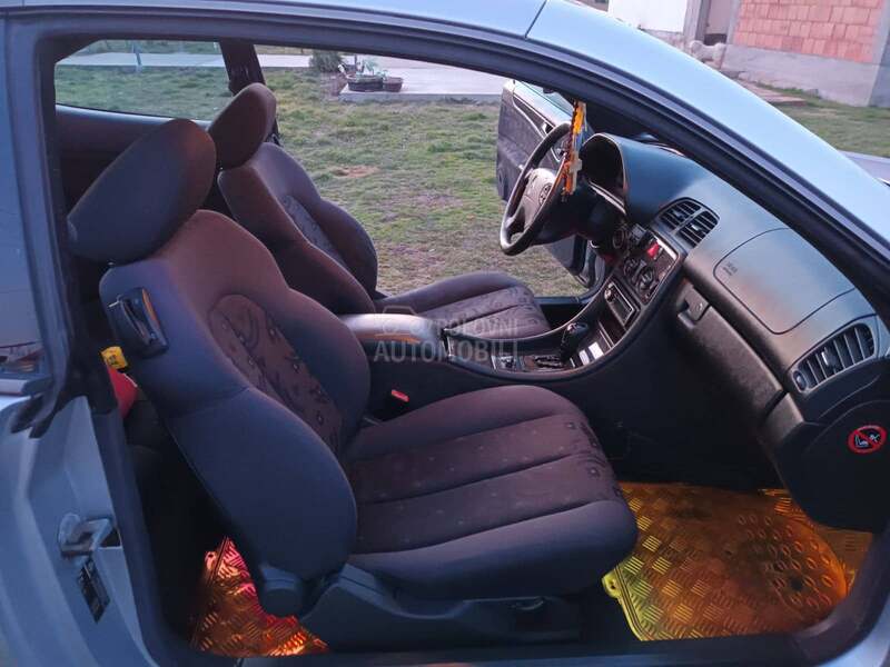 Mercedes Benz CLK 200 200