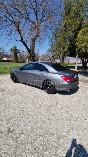 Mercedes Benz CLA 180 1.6