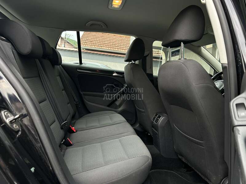 Volkswagen Golf 6 1.6 TDI / DSG
