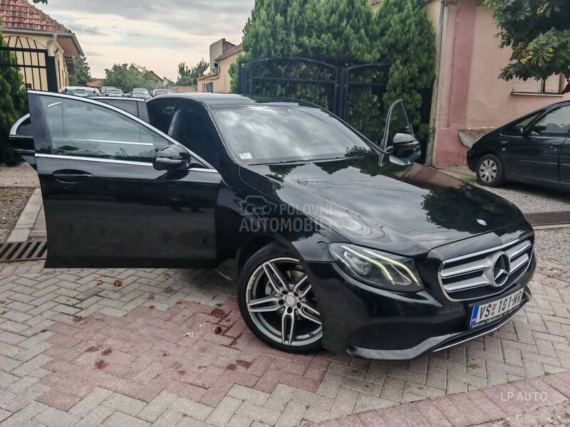 Mercedes Benz E 220 