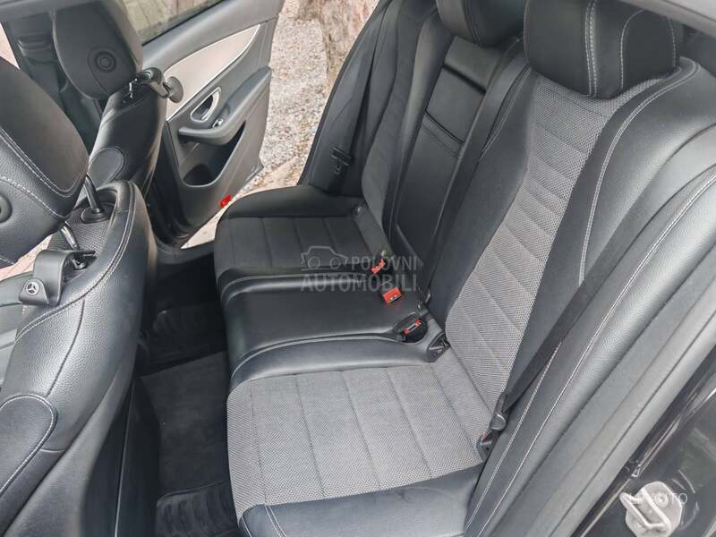 Mercedes Benz E 220 