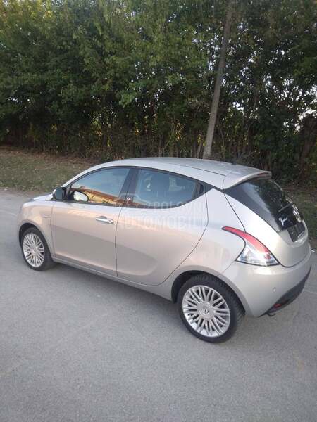 Lancia Ypsilon 1.3