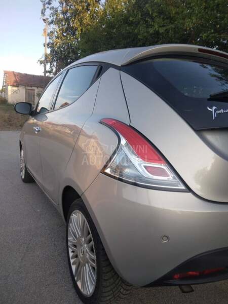 Lancia Ypsilon 1.3