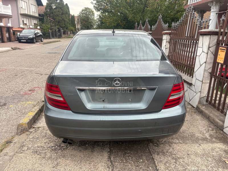 Mercedes Benz C 220 220cdi 2013. god. -  kompletan auto u delovima