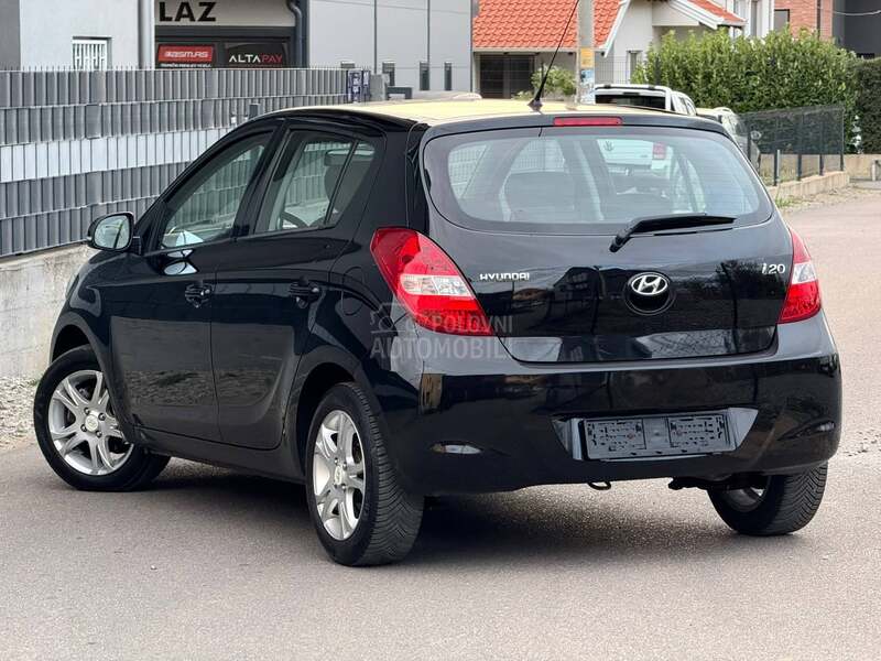 Hyundai i20 1.2 NAVl SWlSS