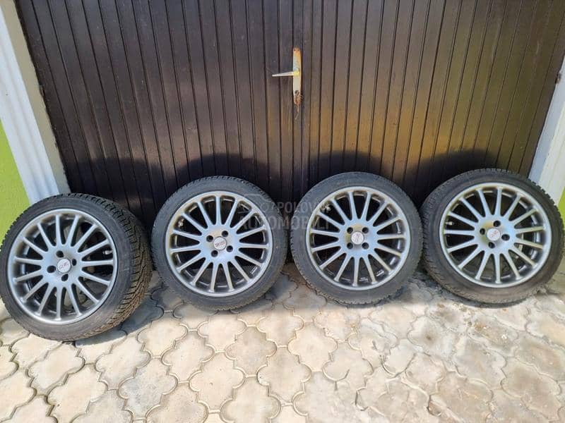 MINI Cooper S 1.6 // 225