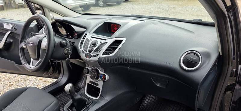 Ford Fiesta 1.2b kaonov