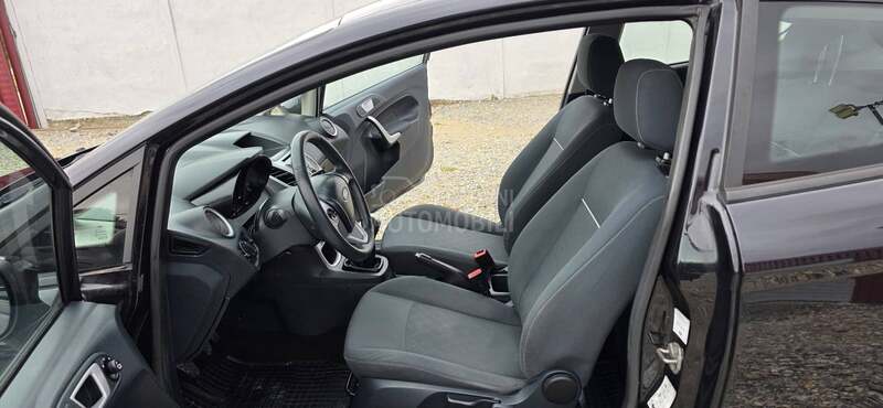 Ford Fiesta 1.2b kaonov