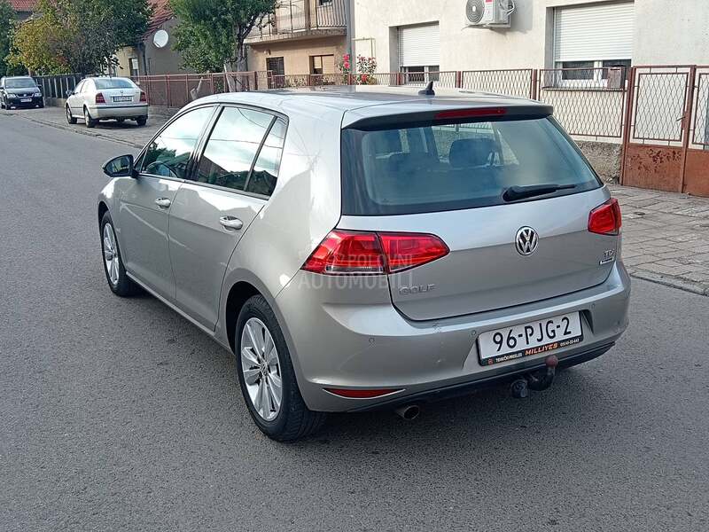 Volkswagen Golf 7 1.6 TDI FABRIKA N0V