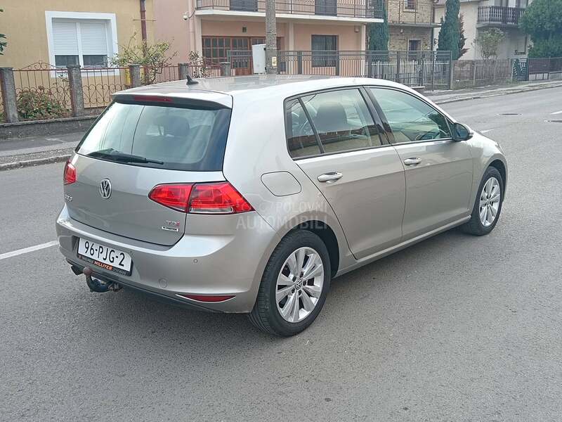 Volkswagen Golf 7 1.6 TDI FABRIKA N0V