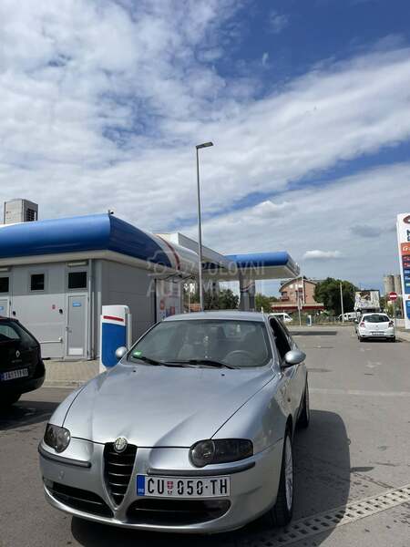 Alfa Romeo 147 