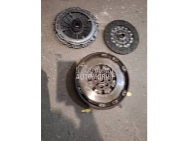 plivajuci zamajac za Citroen C5 od 2000. do 2004. god.