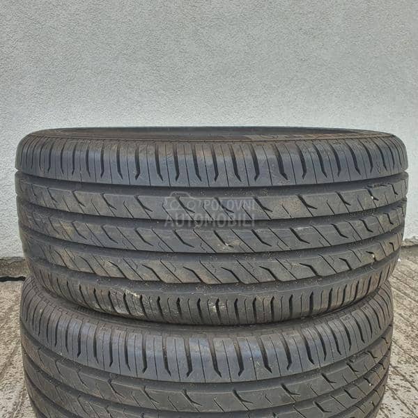 Semperit 215/45 R17 Letnja