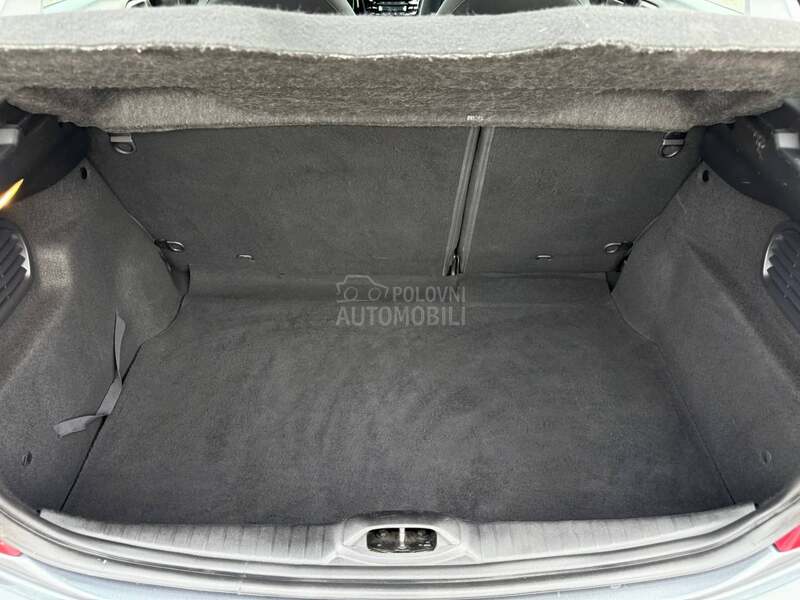 Peugeot 208 1.2 NAVl ALLURE