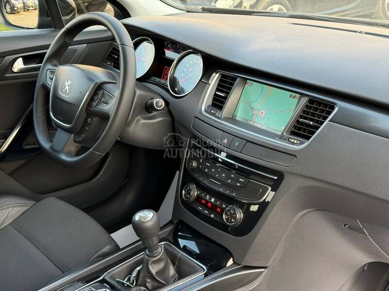 Peugeot 508 2.0 HDI ALLURE NAVl
