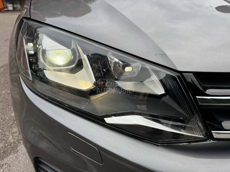 Volkswagen Touareg T O P