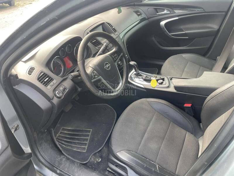 Opel Insignia 20Cdti