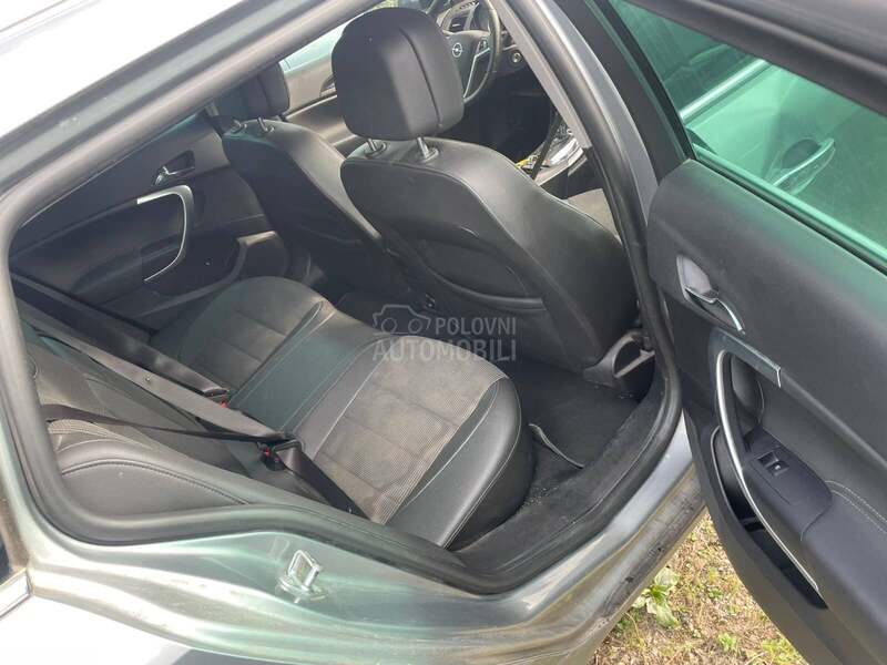 Opel Insignia 20Cdti
