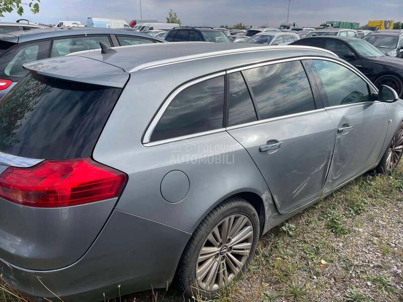 Opel Insignia 20Cdti