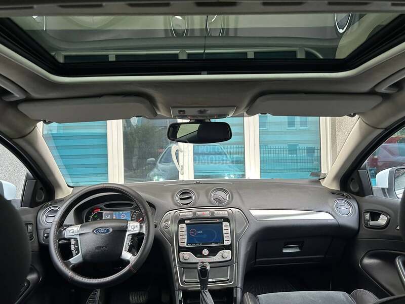 Ford Mondeo TITANUIM X
