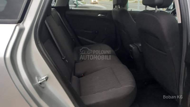 Opel Astra J 1.4 eko auto CH