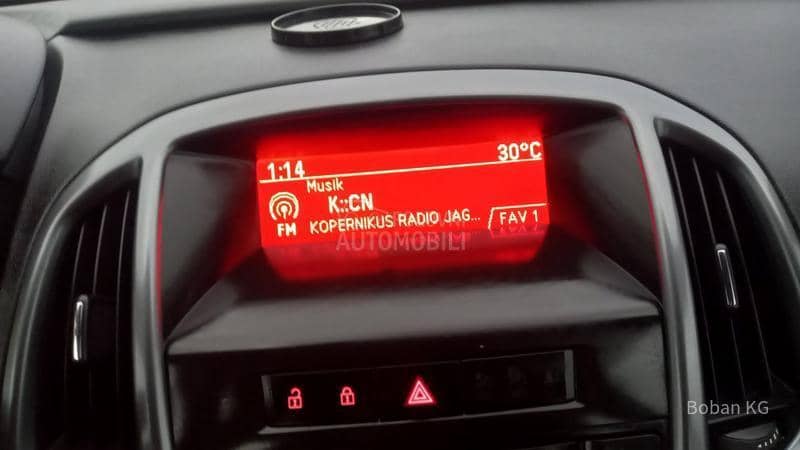 Opel Astra J 1.4 eko auto CH