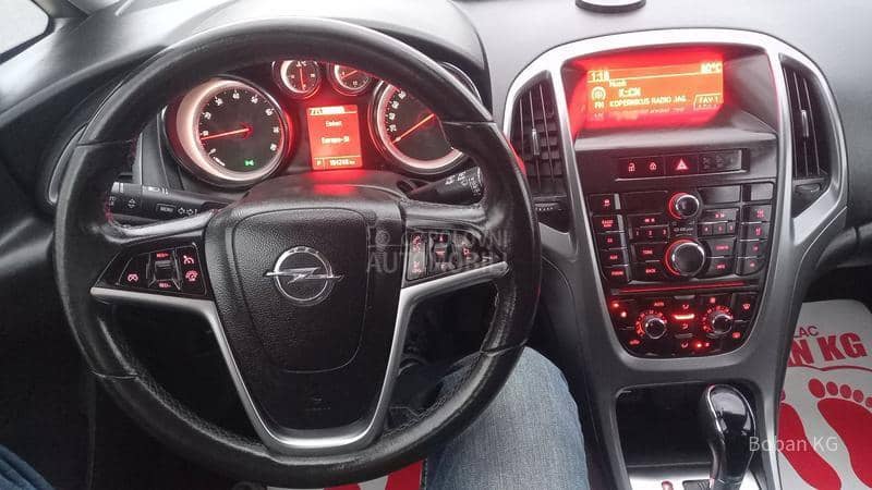 Opel Astra J 1.4 eko auto CH