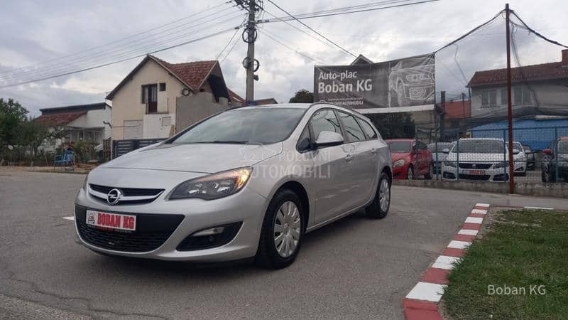 Opel Astra J 1.4 eko auto CH