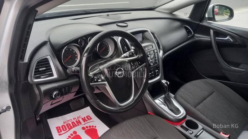 Opel Astra J 1.4 eko auto CH