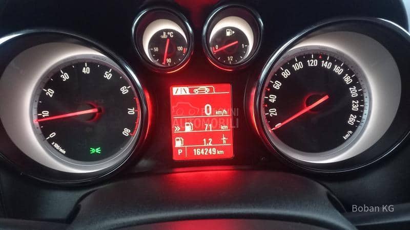 Opel Astra J 1.4 eko auto CH