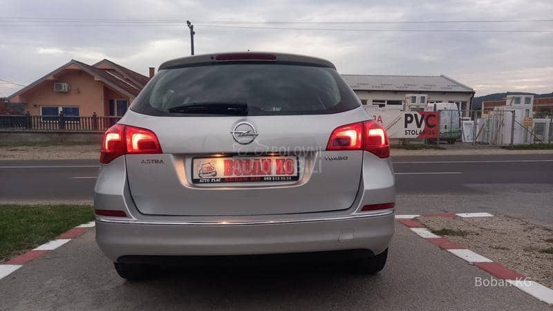 Opel Astra J 1.4 eko auto CH