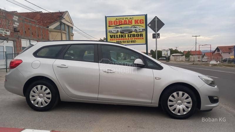 Opel Astra J 1.4 eko auto CH