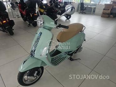 Vespa PRIMAVERA BATIK
