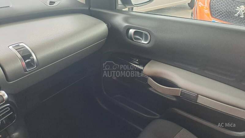 Citroen C4 Cactus 1.2 PURE NAV ALU LED