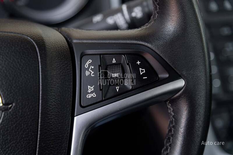 Opel Astra J 1.4 TURBO ENJOY