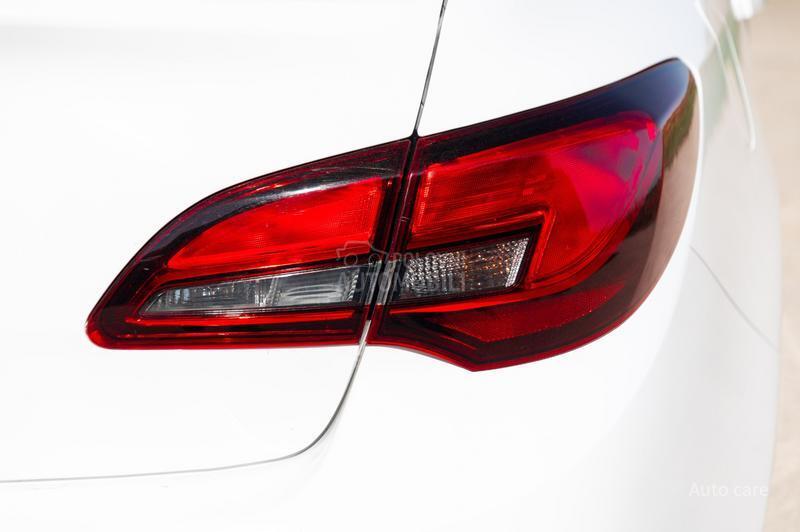 Opel Astra J 1.4 TURBO ENJOY